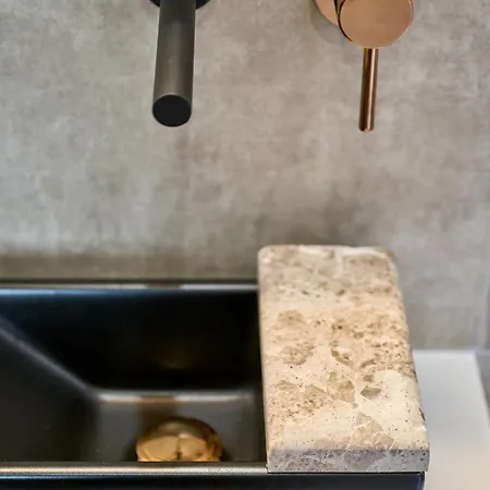 Nami - Alenia Apartment *