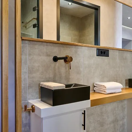 Nami - Alenia Apartment